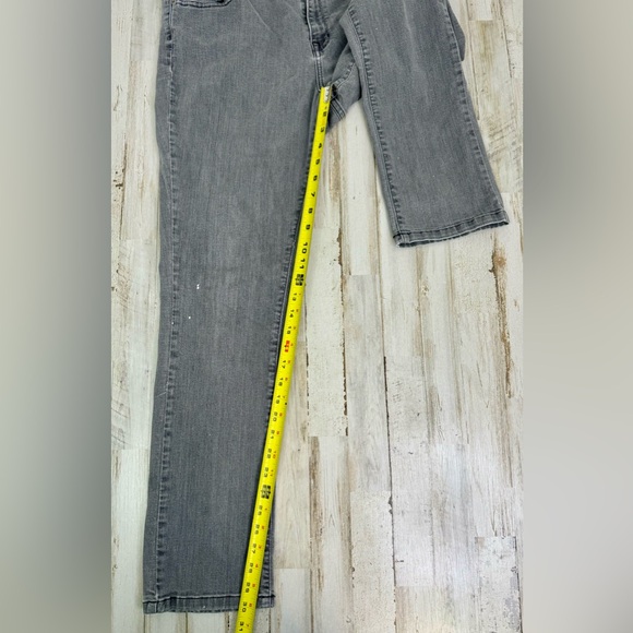 L.L. Bean BeanFlex Jeans Womens 14 M/T Gray Denim Stretch Fit Straight Leg - Picture 6 of 11